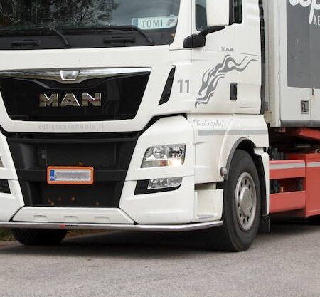 Etuhelmaputki Lowline V04 MAN TGX 2014-2019