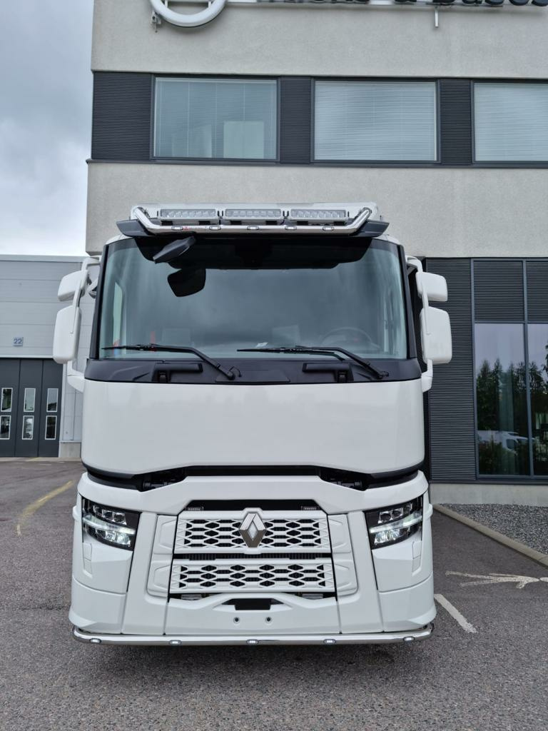 Kuvassa Etuhelmaputki Renault T-sarja