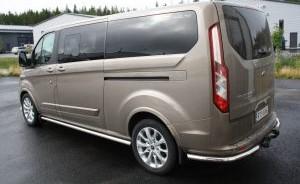 Kuvassa Takakulmaputket Ford Transit Custom ja Tourneo 2018-