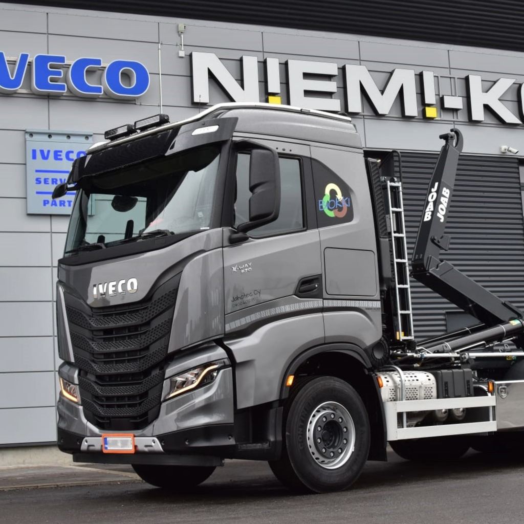 Lisävaloteline jatkoilla, V05 Iveco AS S-WAY/ X-WAY 2019- matala ohj. - Image 2