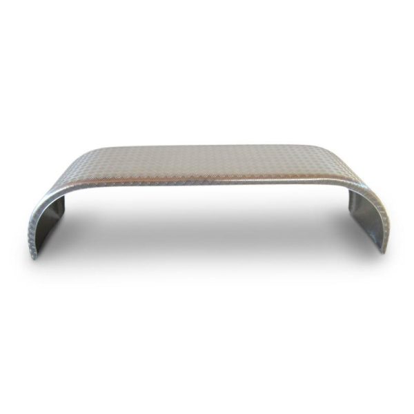 Kuvassa Alumiini lokasuoja 1 kpl, oikea/vasen 2740mmx650mm.