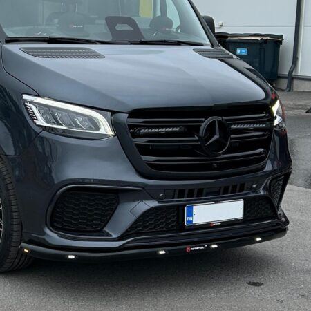 Lazer Grille Kit MB Sprinter 2018- Linear 12 lisävaloilla