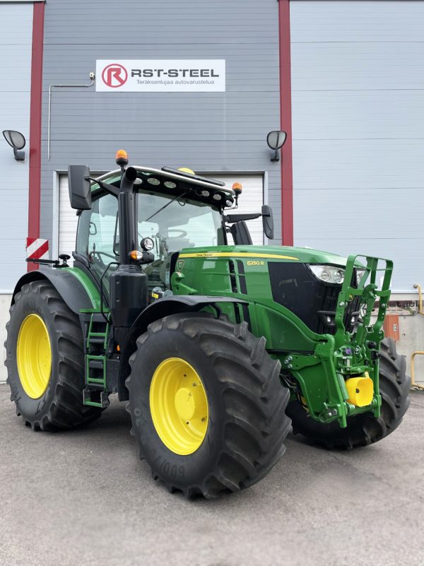 Kuvassa Valoteline katolle John Deere (normaali katto) 6R 2016-