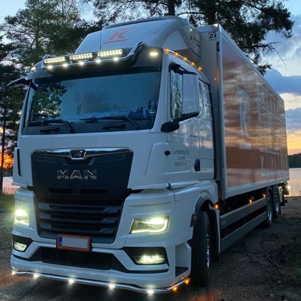 Sivujatkot V08 MAN TGX GN ohjaamoon, 5+5LED - Image 2