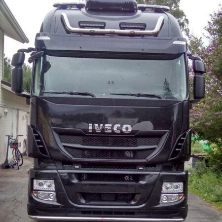 Lisävaloteline katolle Iveco Stralis Hi-Way 2013-