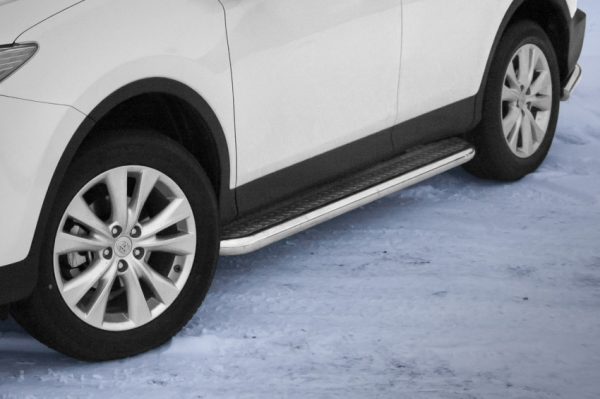 Kuvassa STEELER Astinlaudat Toyota RAV4 2013-