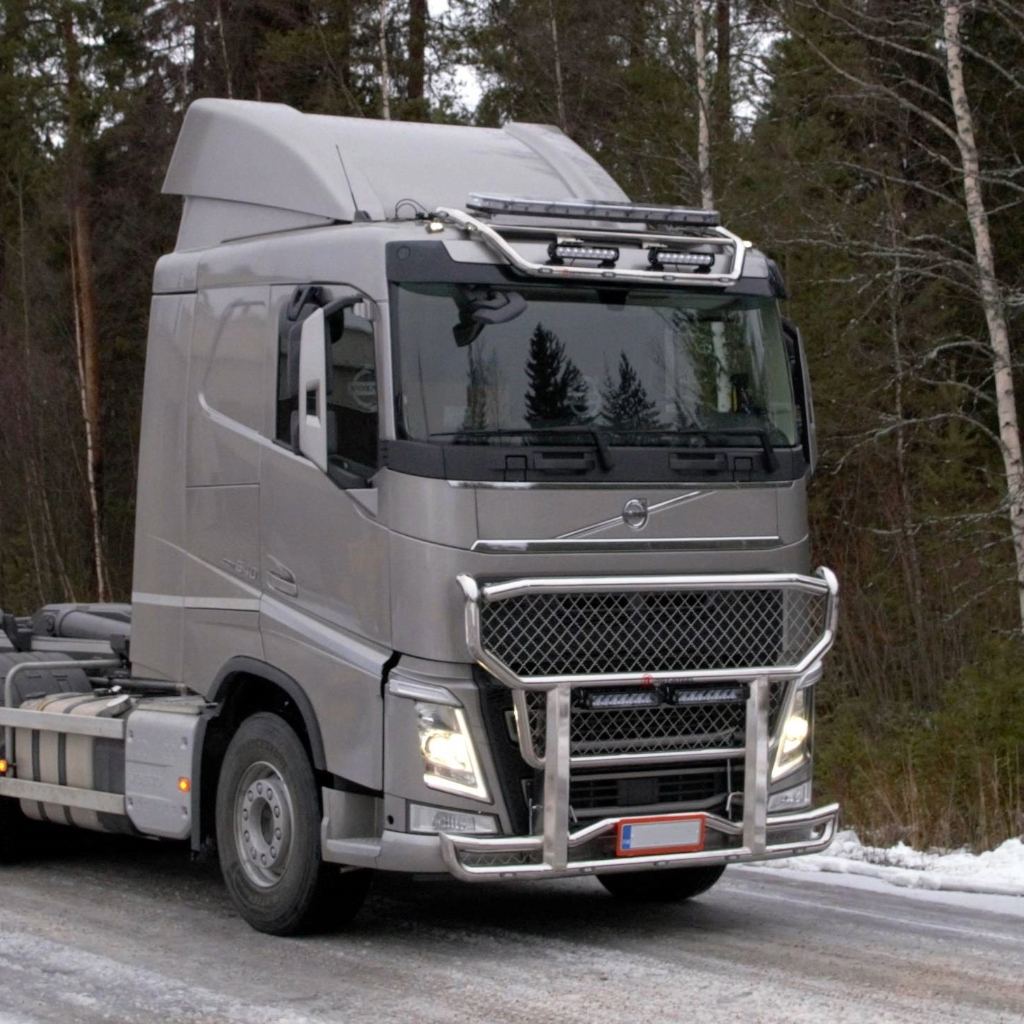 Karjapuskuri Freeway V25 Volvo FH4-