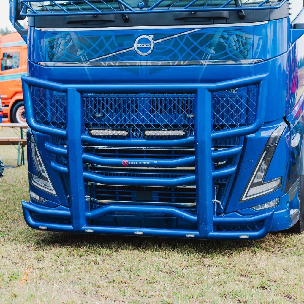Karjapuskuri Freeway V08 Volvo FH4-