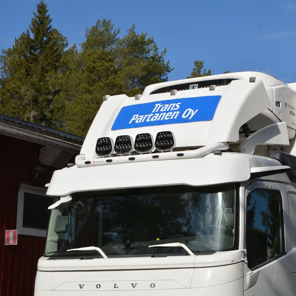 Lisävaloteline katolle Basic V24 Volvo FH4- Normaali - Image 3