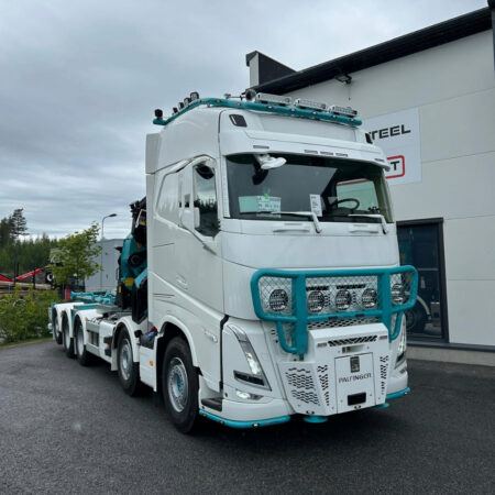Lisävaloteline katolle Basic Full Roof V18 Volvo FH4- Globe