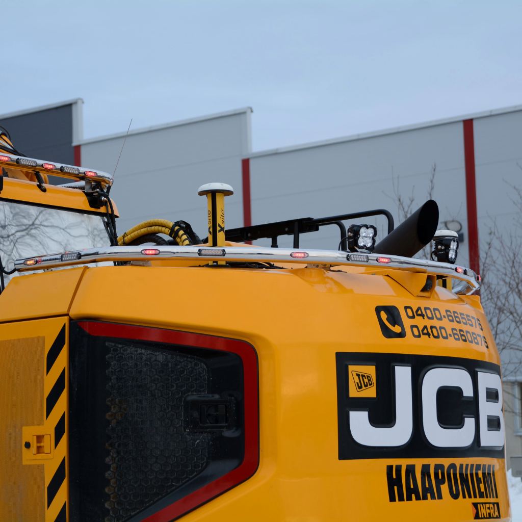 Lisävaloteline taakse/ peräpuntin päälle JCB 245XR - Image 2