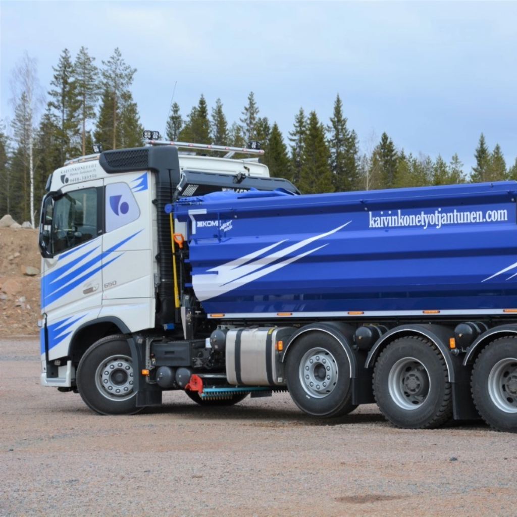 Työvaloteline Worker V06 Volvo FH4/ FH4 New, Normaali hytti