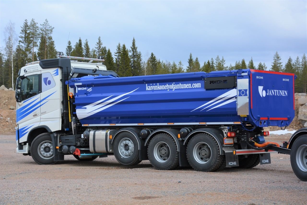 Työvaloteline Worker V06 Volvo FH4/ FH4 New, Normaali hytti
