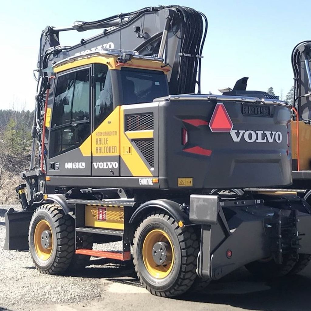 Valoteline taakse/peräpuntin päälle Volvo EWR 170 EL - Image 2