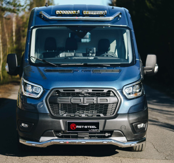 Kuvassa Etupuskurin suojarauta Ford Transit 2020-