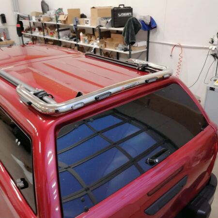 Toyota Hilux Double Cab 2016- työvaloteline lavakatteen päälle