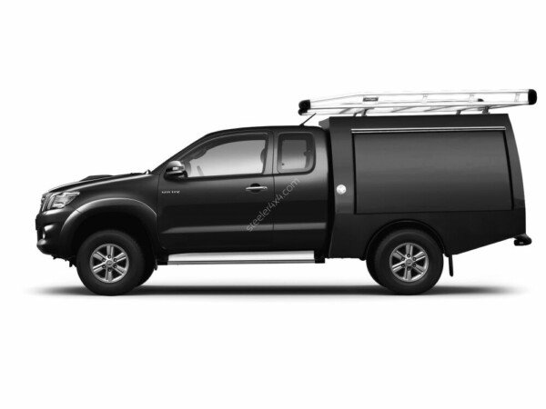 Kuvassa Työlavakontti (sivuovilla) Toyota Hilux EC 2015-