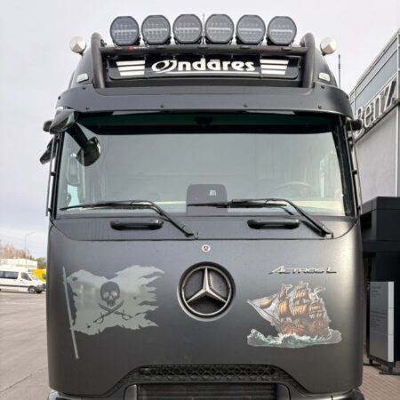 Lisävaloteline katolle V17 MB Actros GigaSpace 2,5m