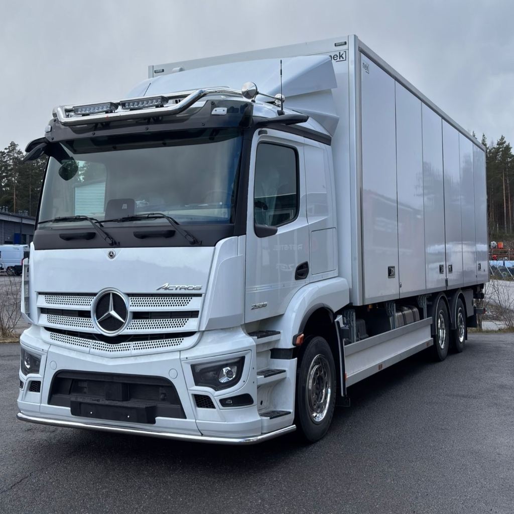 Etuhelmaputki Lowline V02 MB Antos/Actros 2,3m - Image 4