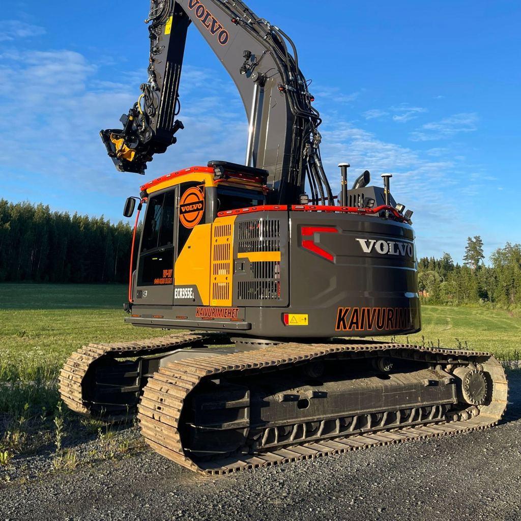 Valotelinepaketti taakse/peräpuntin päälle Volvo ECR355EL 2018-