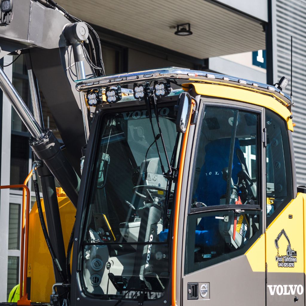Valoteline katolle Volvo EC/ EW/ ECR/ EWR kaivinkoneisiin - Image 2