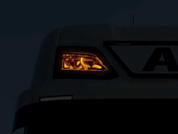 Kuvassa Parkkivalo Scania (2023-) yläkaukovaloille