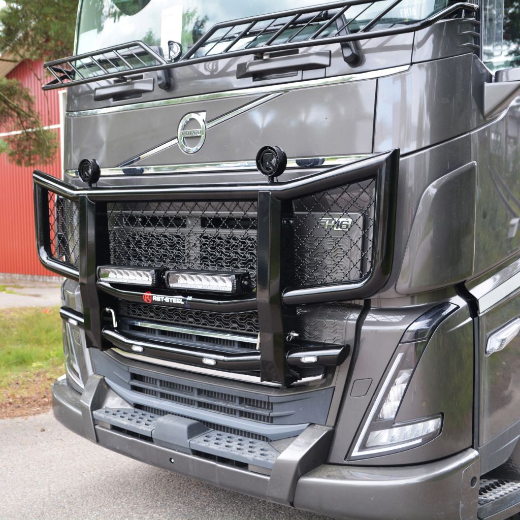 Karjapuskuri Dakar V46 Volvo FH4-