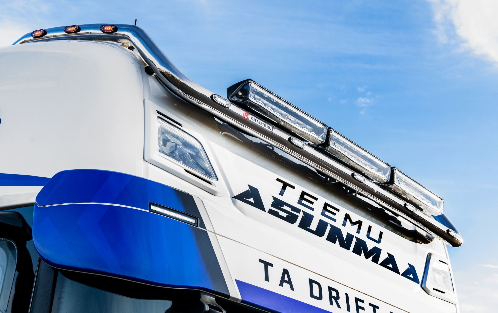 Lisävaloteline katolle Basic V47 Scania NextGen Highline - Image 2