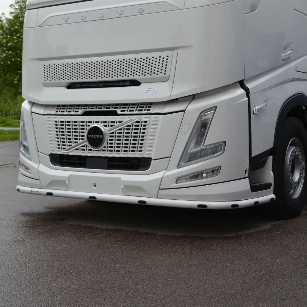 Etuhelmaputki Lowline V19 Volvo FH AERO - Image 2