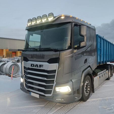 Lisävaloteline katolle jatkoilla V25 DAF XD/XF matala Sleeper Cab 2023-