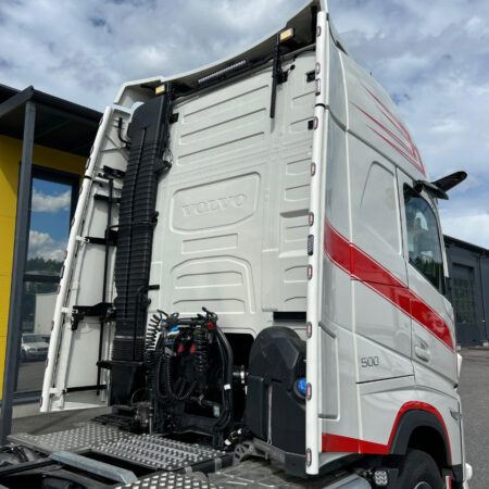Koristeputket tuuliohjaimiin V13 Volvo FH4 XL