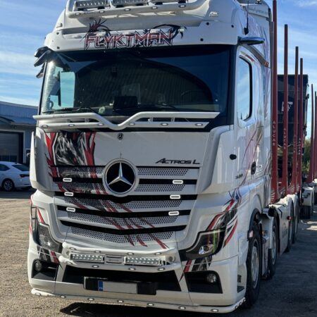 Koristeputki maskiin V14 MB Actros 2,5m