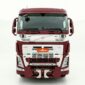 Kuvassa Auravaloteline 2-osainen Volvo FH4 2012-2020