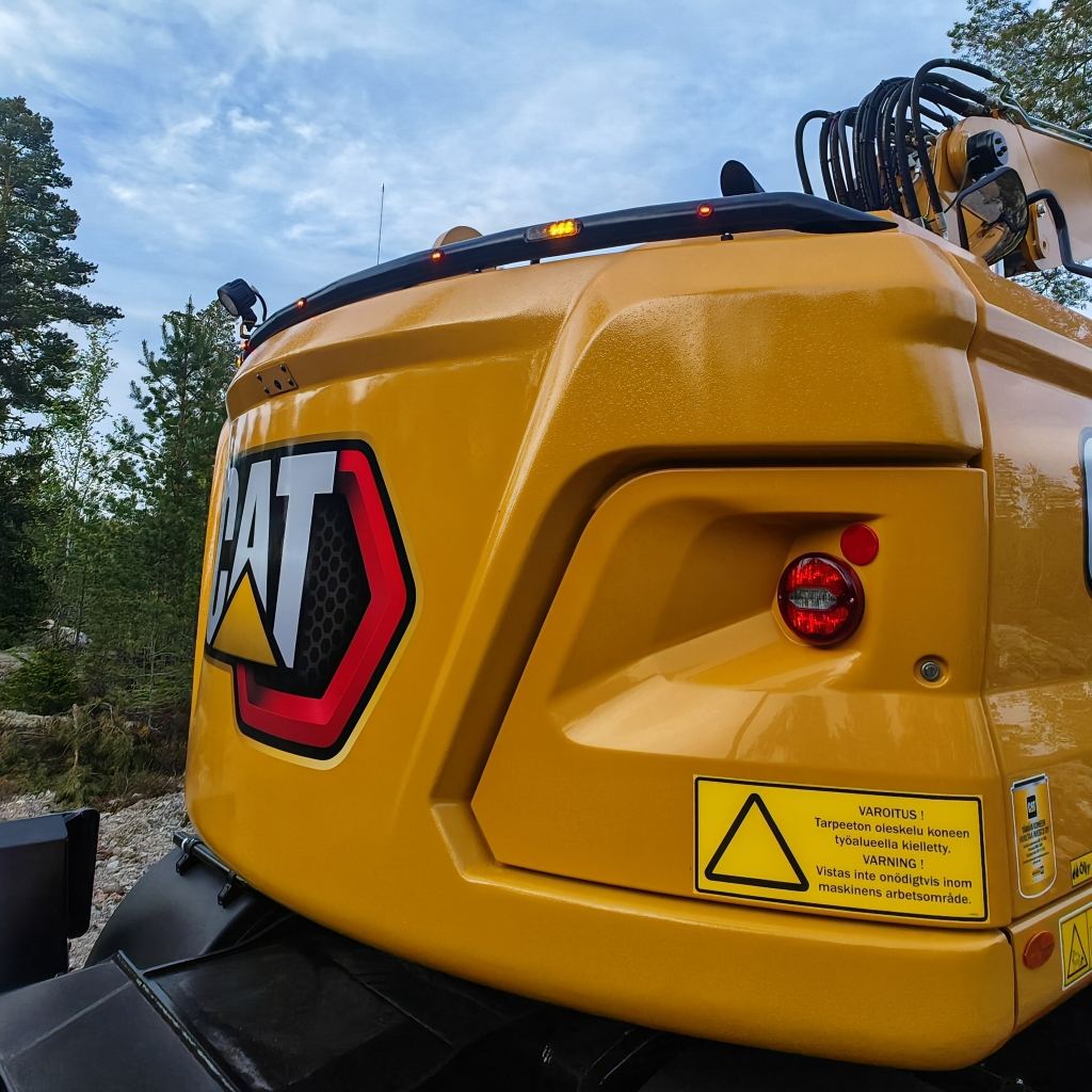 Valoteline taakse / peräpuntin päälle Caterpillar M319 2021- - Image 3