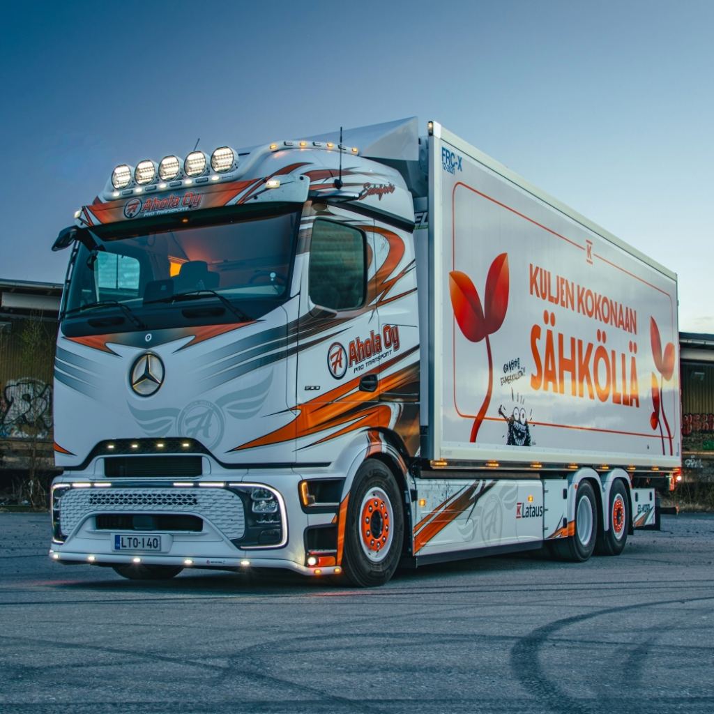 Etuhelmaputki Lowline V15 MB Actros ProCabin - Image 3