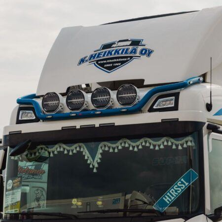 Lisävaloteline katolle Basic V48 Scania NextGen Normaali