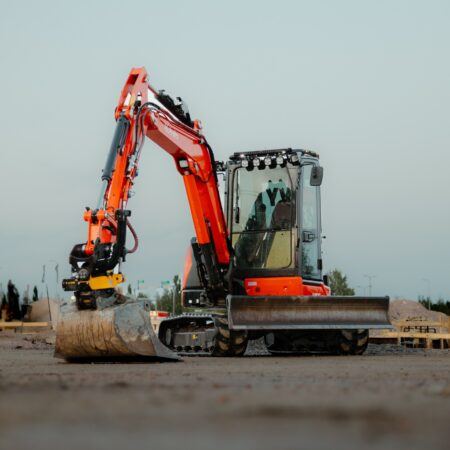 Valoteline katolle Kubota U56-5
