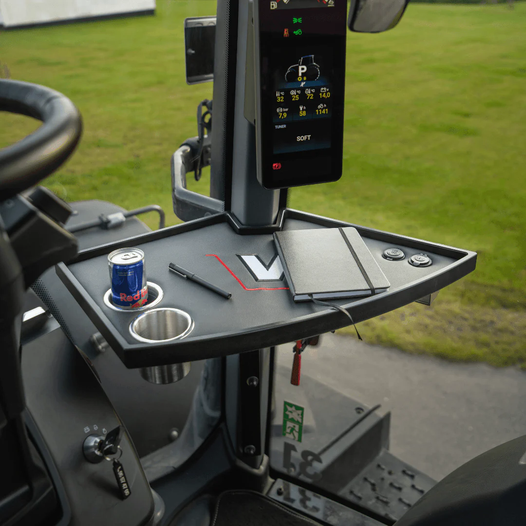 Pöydät traktoreihin