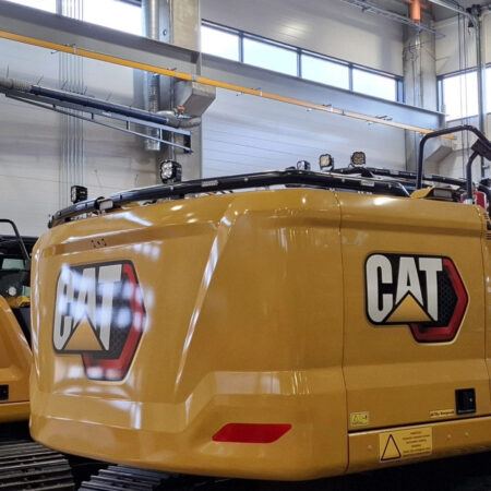 Counterweight Bar Caterpillar NextGen 330 (Premium light kit)