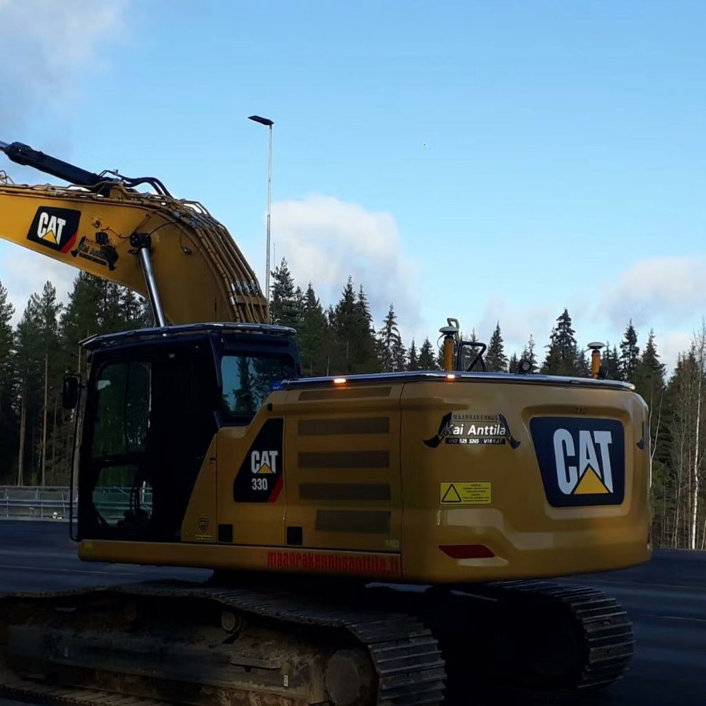 Valoteline taakse Caterpillar NextGen 330 (GC)