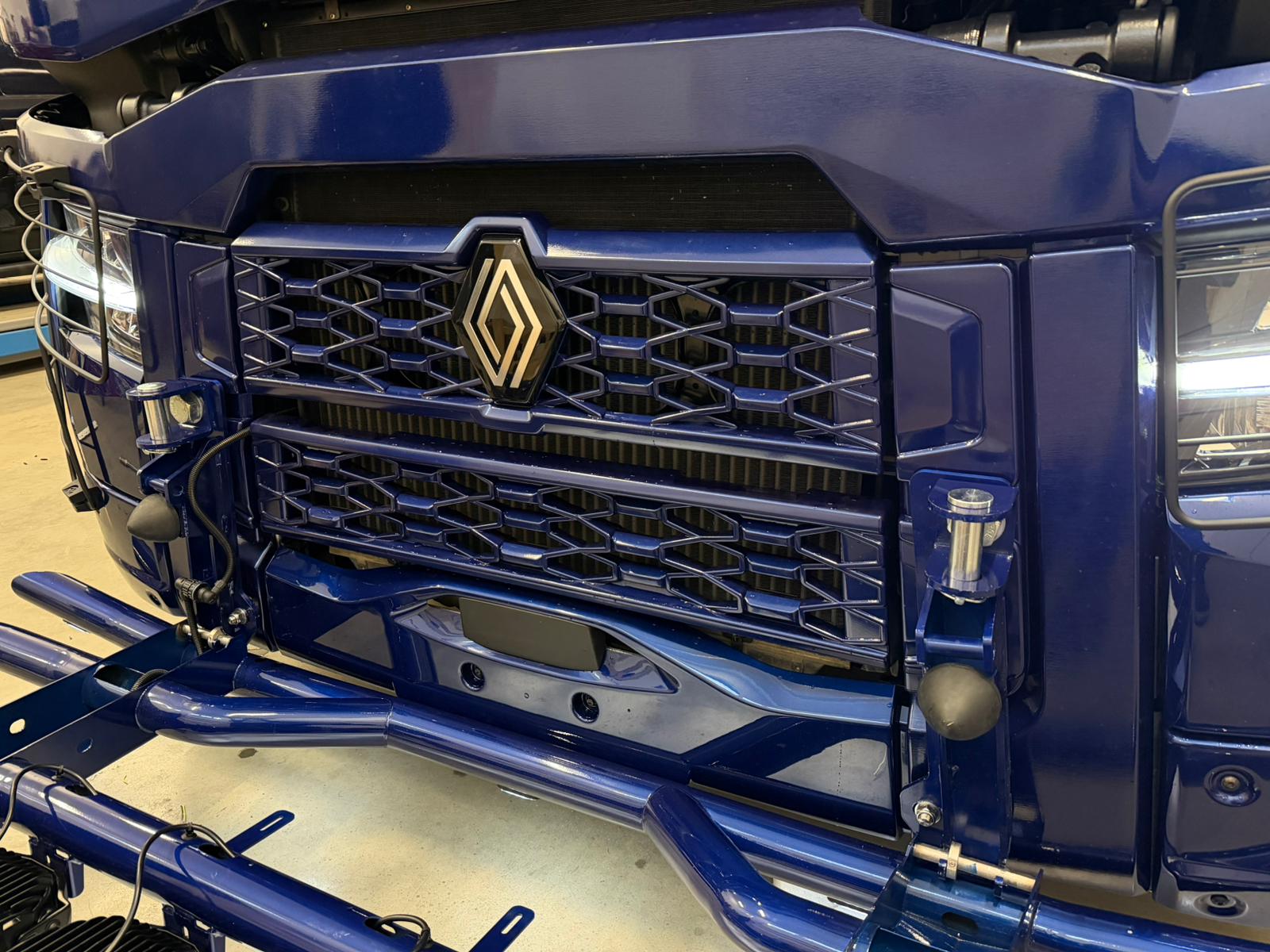 Karjapuskuri Dakar Renault T-sarja - Image 4