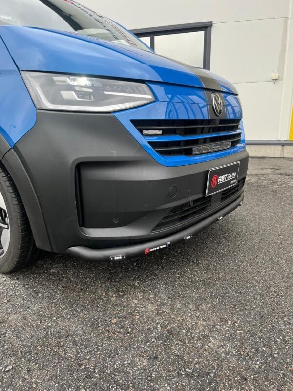 Etupuskurin suojarauta VW Transporter T7