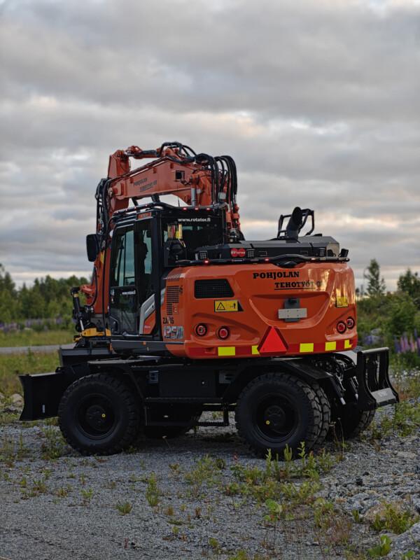 Valoteline taakse Hitachi ZX135W-7 (pyöräalustainen)