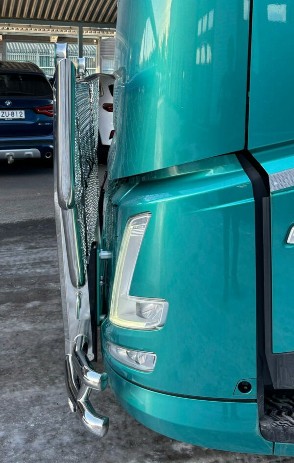 Karjapuskuri Freeway Volvo FH AERO 2024- - Image 3