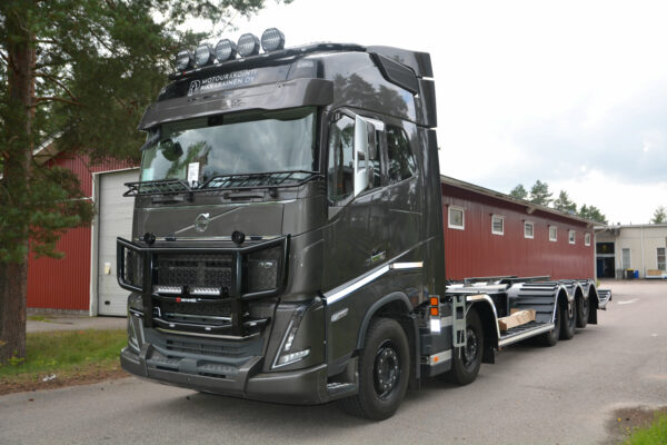 Karjapuskuri Dakar Volvo FH 2021- - Image 2