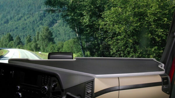 XXL pöytä MB Actros 2,3m 2011-