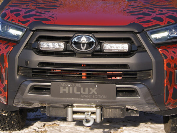 Lazer Grille Kit Toyota Hilux Invincible X 2021- Triple-R 750 valoilla - Image 2