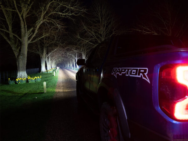 Lazer Grille Kit Ford Ranger Raptor 2023- Triple-R 850 valoilla - Image 3