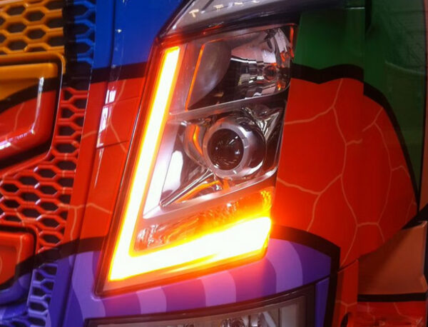 Ledson Keltaiset Päiväajovalot Volvo FH4 New 2021-