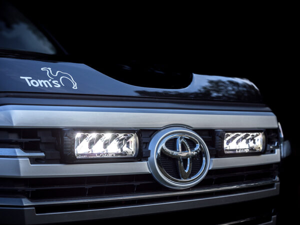 Lazer Grille Kit Toyota LC300 2022-, Triple-R 750 valoilla - Image 2